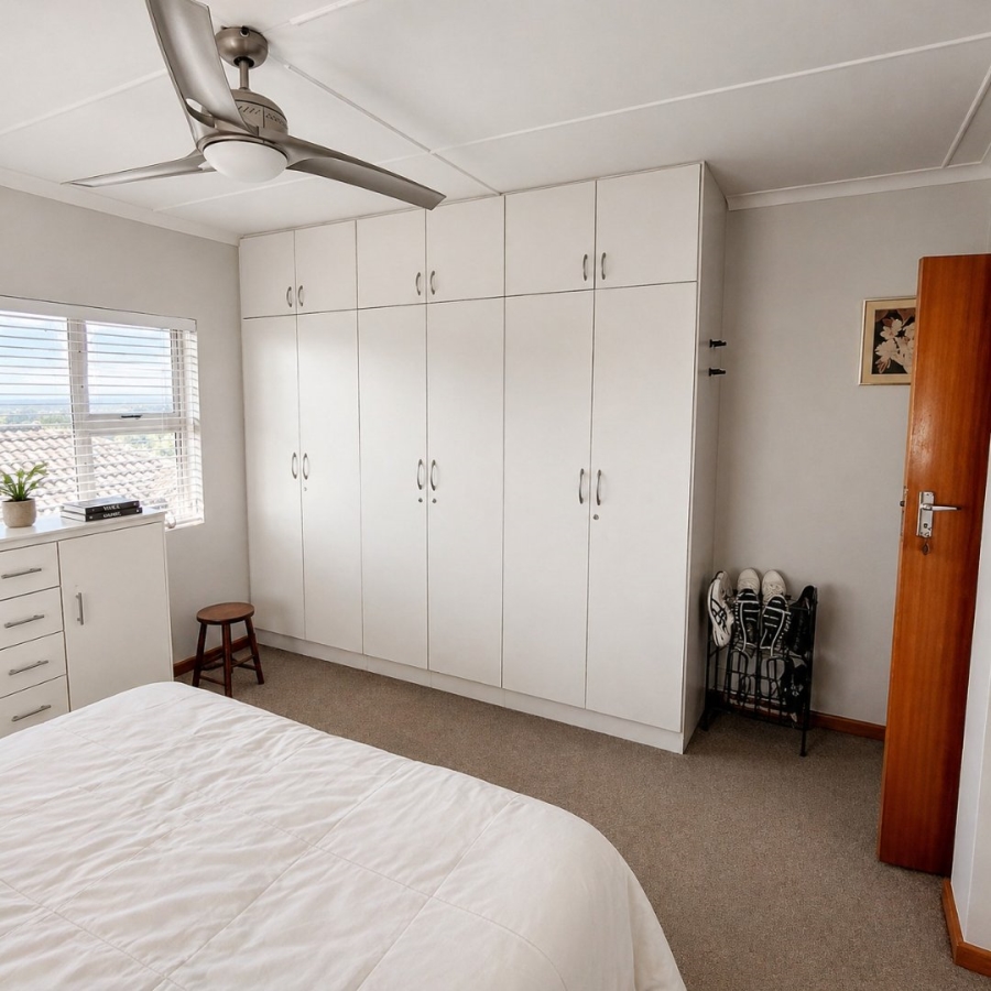 5 Bedroom Property for Sale in Vincent Heights Eastern Cape